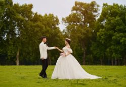 -雅云婚纱摄影工作室旗舰店