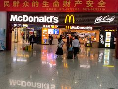门面-麦当劳(杭州东站高铁店)