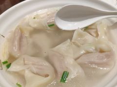 刀鱼馄饨-老半斋(福州路店)