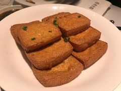 招牌炸豆腐-红雀围·海鲜火锅(陆家嘴中心店)