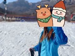 -济南卧虎山滑雪场