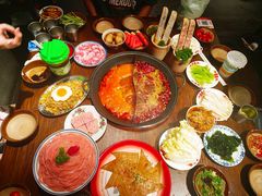 -萍姐火锅·公路夜市(武汉首店)