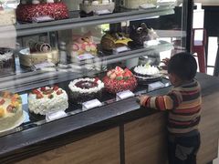 面包甜点陈列柜-85度C(深圳佳宁娜店)