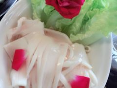 鲜猪黄喉-小天鹅火锅·一线江景洪鼎旗舰店(洪崖洞店)