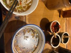 -矮子粉店1985·长沙米粉(湘春路店)
