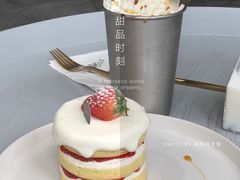草莓裸蛋糕-Hello·生日蛋糕·下午茶·甜品台茶歇(瑞安东山店)