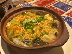砂锅方便面-鉳里小馆·烤鱼·大虾·烧鸡公