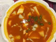 -香巴拉云南餐厅(华莱坞店)