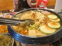 -WOW LUCKY创意韩料(龙阳广场店)