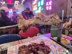 -沪上名羊天下碳烤羊腿•东北烧烤•小龙虾(浦东直营总店)