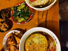 -矮子粉店1985·长沙米粉(湘春路店)