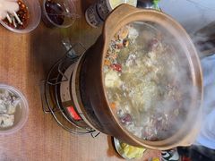 -威邵鸡煲(西华路总店)