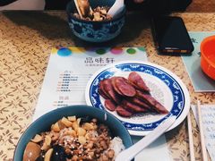 卤肉饭-品味轩(华山路店)