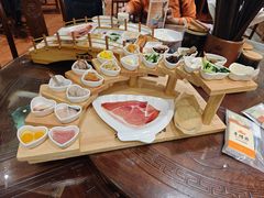 -香麒园·过桥米线·南湖雅宴