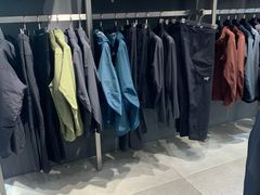 -ARC'TERYX始祖鸟(北京王府中环店)