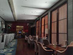 -广州卡丽酒店(大金钟路地铁站店)