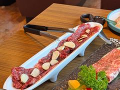 -炼火烤肉店