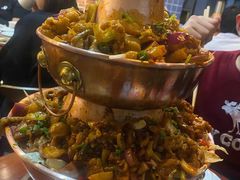 上层肥肠-炉小二铜锅牛蛙•川湘菜(三里屯店)