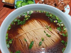 红汤面底-裕兴记•蟹黄面馆(人民广场店)