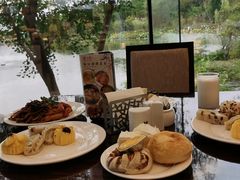 -上海怡沁园度假酒店