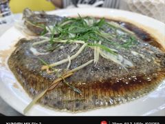 -覃记海鲜美食餐厅