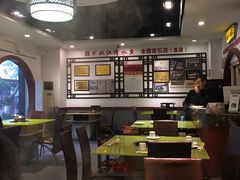 大堂-颜氏双江清水鱼一养身火锅(磁器口店)