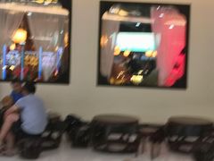 -迈秀量贩KTV(飞航广场店)