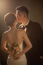 -雪中彩影婚纱摄影·微光艺术中心