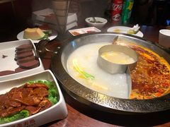 -巴邑火锅·夜宵(港隆广场店)