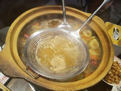 -阿润打边炉·鲜切鸡煲(华漕店)