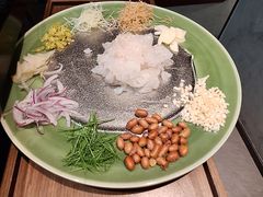 -得意咚瓜·顺德鱼生·冬瓜火锅(深圳首店)