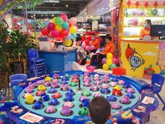 -鸿通城购物中心