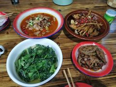 -老三样·美食研究中心(世贸路店)