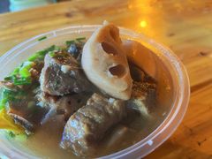 排骨藕汤-燕子煨汤(山海关路店)