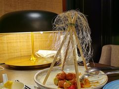 创意鲜果咕噜肉-广州文华东方酒店·江-由辉师傅主理