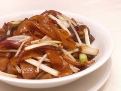 干炒牛河-利苑酒家(金宝店)