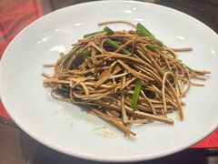 -老灶房-四川土菜(铁牛广场店)