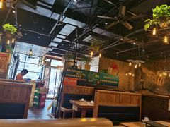 大堂-小俩口烧烤东北菜(双井店)