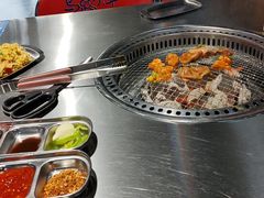 -马路牙子烧烤音乐酒馆(望京店)