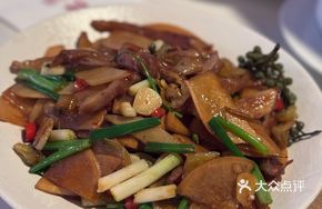 Sour Radish Stir-fried Intestines