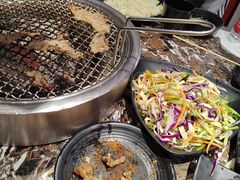 -啊美丽炭火烤肉(滑翔一店)