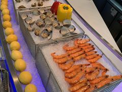 -亚洲国际大酒店·云顶阁旋转自助餐厅