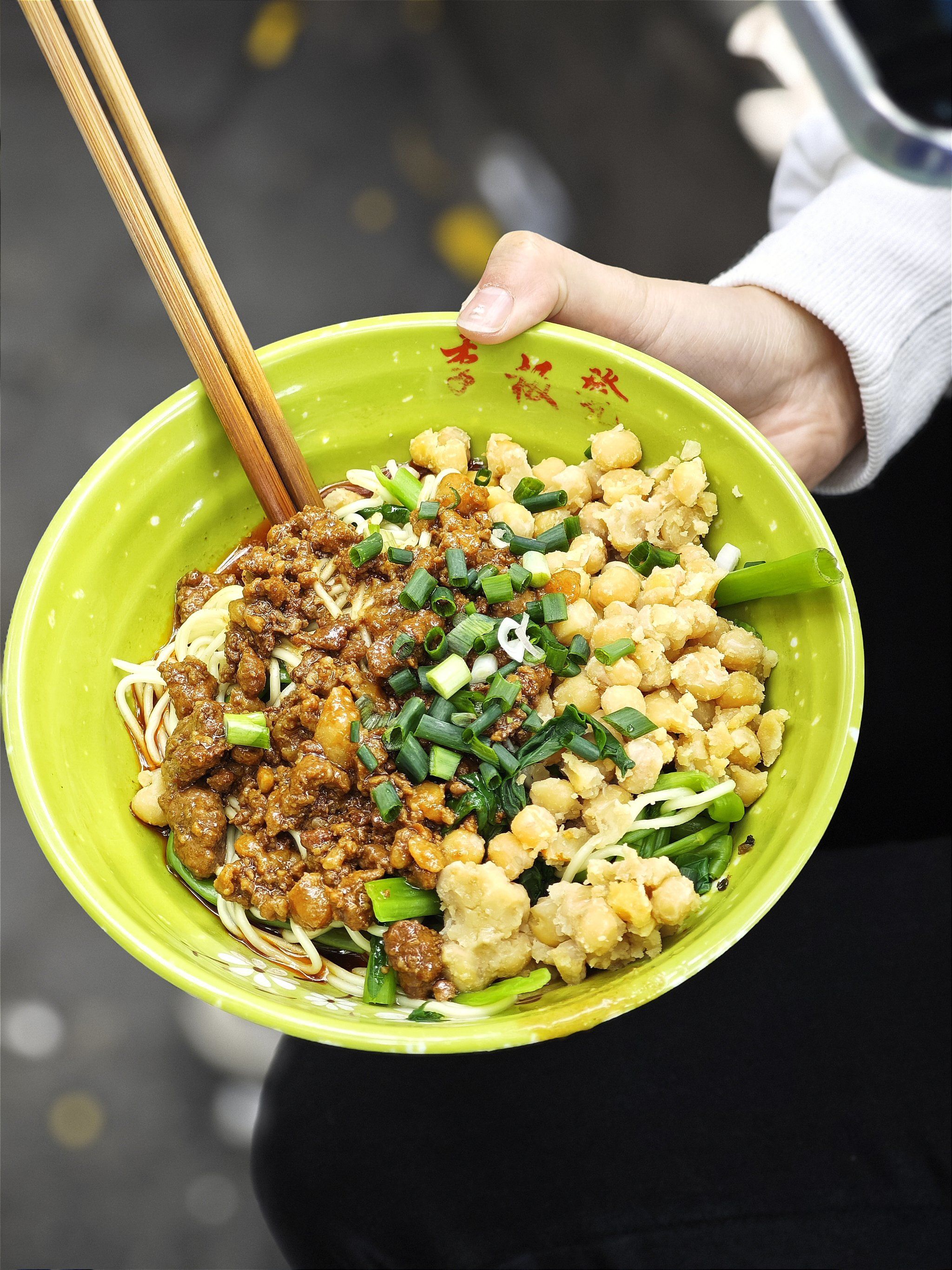 重庆人的乡愁是一碗干溜豌杂面