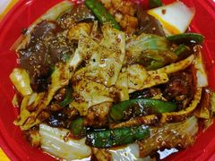 -愉肴麻辣香锅(中山路店)