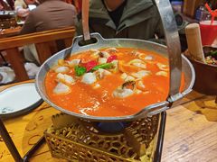 -老滇山寨•云南特色菜•地方菜•民族风情歌舞表演(金碧店)