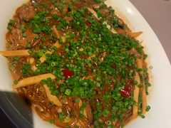 沙蒜烧豆面-新荣记(BFC外滩金融中心店)