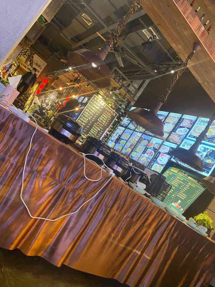 春风十里文艺餐厅(阳明路店)-"春风十里,不如你.环境好有情调!