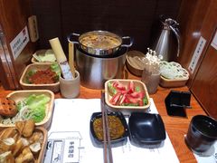 -独食火锅·半米屋台(直营总店)