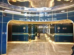 -Ting无边际江景酒店(重庆解放碑云端之眼店)
