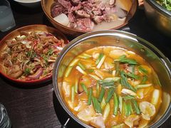 -一坐一忘云南菜(嘉里中心店)